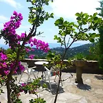 Сasa de vacaciones Village Des Fourches By Interhome *